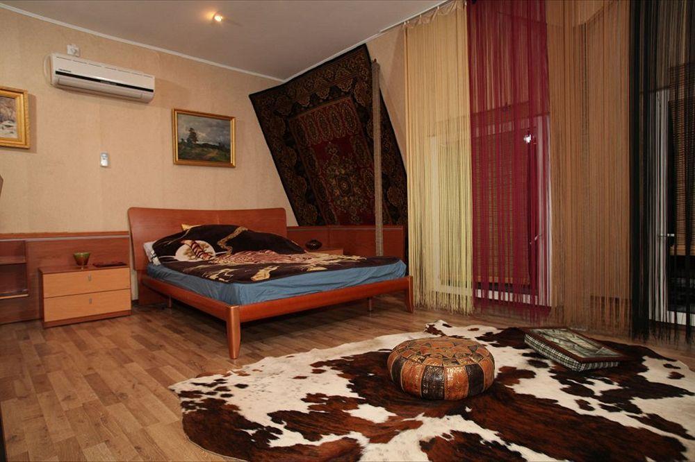 Yellowunlimited Hotel Kharkiv Room photo