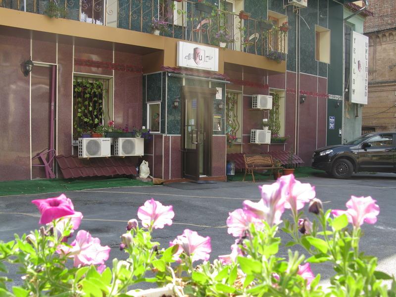 Yellowunlimited Hotel Kharkiv Exterior photo